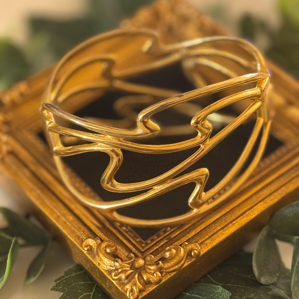 Vintage Modern Gold Tone Cuff Bracelet - Picture 2 of 16